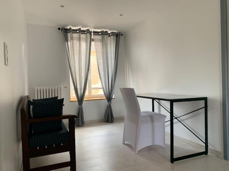 Maison De 1 A 8 Personnes Entierement Renovee Charly-sur-Marne 外观 照片